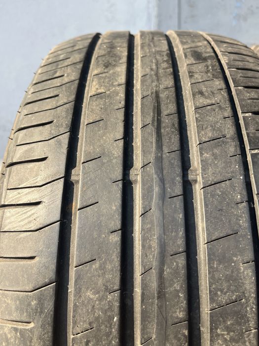 2 бр. летни гуми 225/50/17 Falken DOT 1023 4,5/5 mm