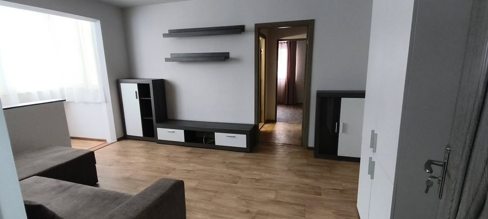 PF Apartament 2 camere 50 m et 1