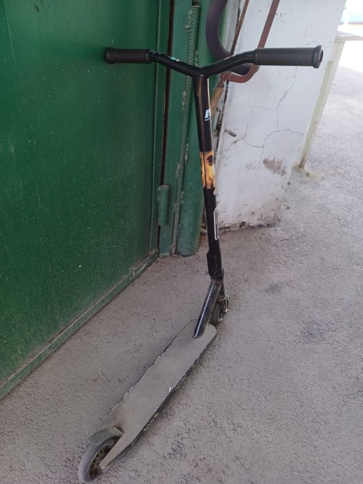 Трюковой самокат