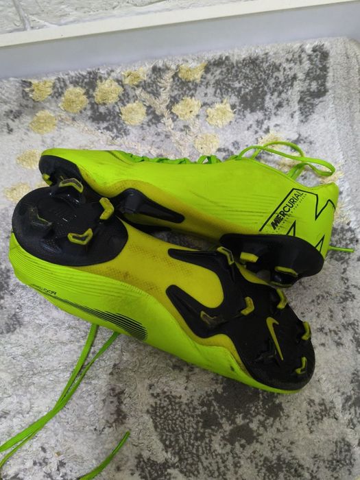 Бутсы — NIKE Mercurial