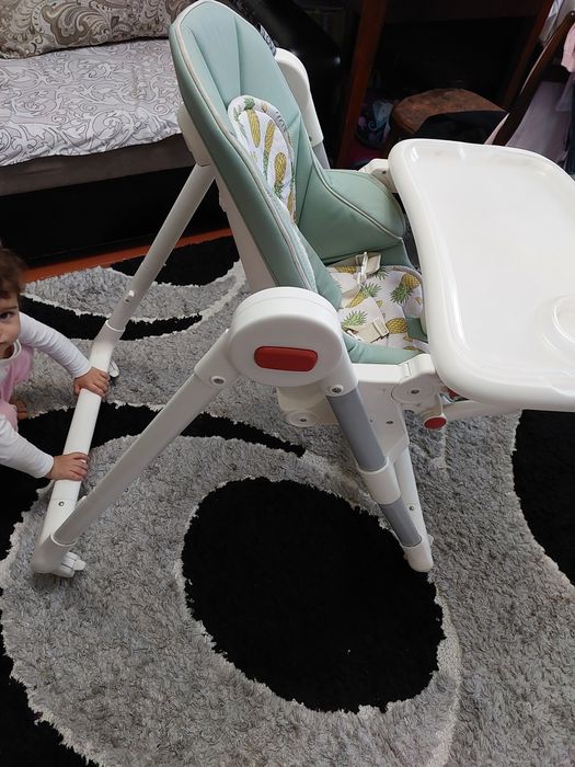 столик  для  кормления