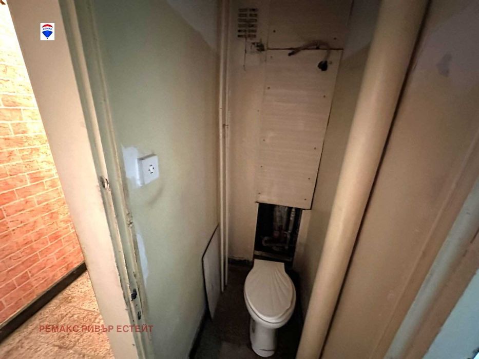 Продава се Тристаен апартамент в Русе, Здравец Изток - 82 кв.м за 622 €/кв.м - Снимка #12