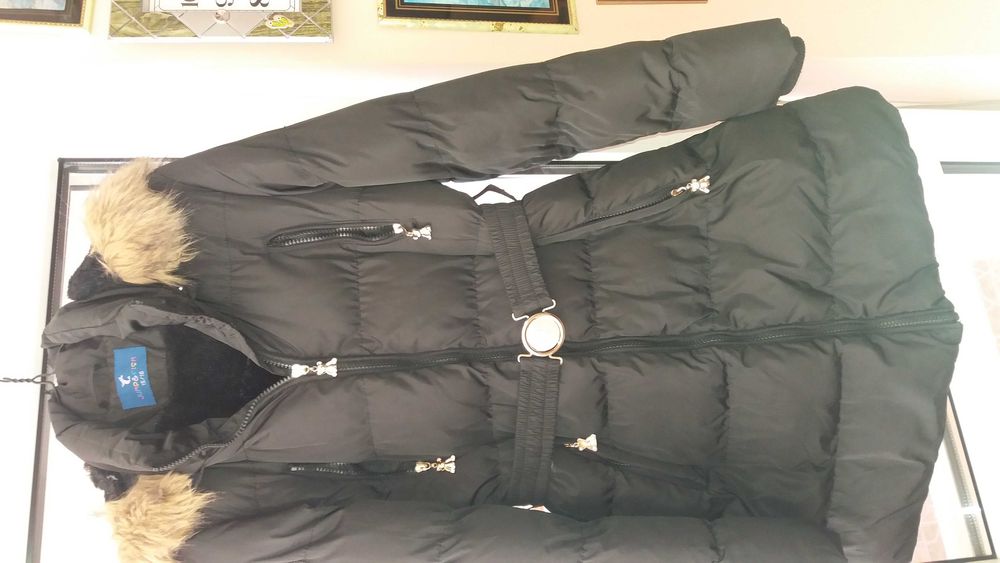 Продавам детско зимно яке