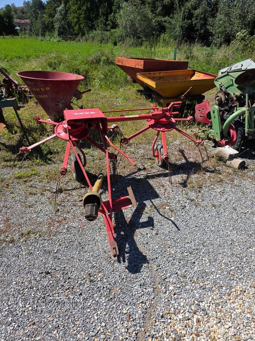 Grebla împrăștiat fan in tiranti la tractor 2.2m cu CARDAN 2 rotoare