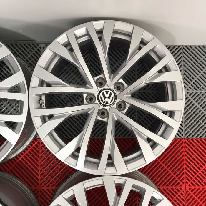 Jante VW Touareg III R18 TVA19%  Audi A5 Q5