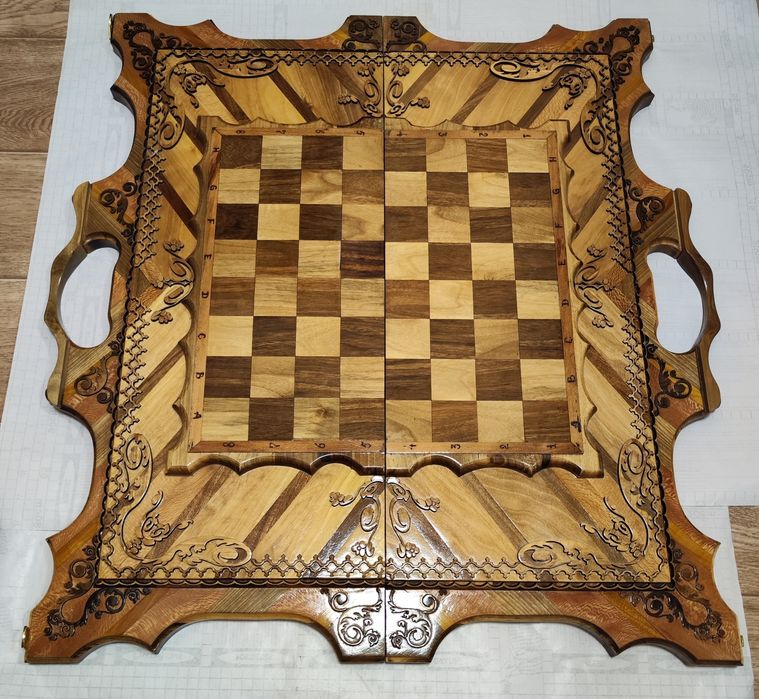 Красивые нарды из ореха