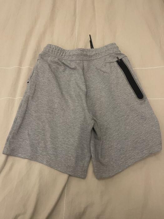 Pantaloni scurti Nike Tech fleece