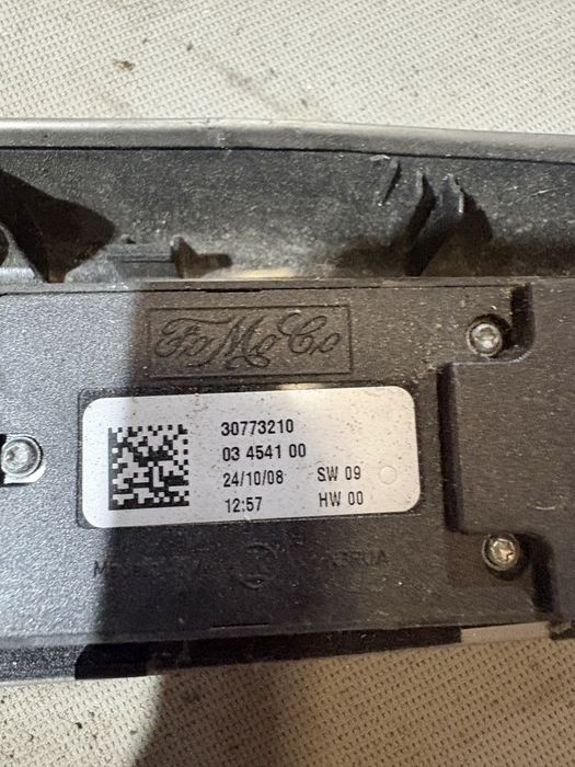 Volvo v50 face Копчета ел стъкла и огледала