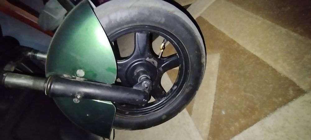 Продаю элекроскутер