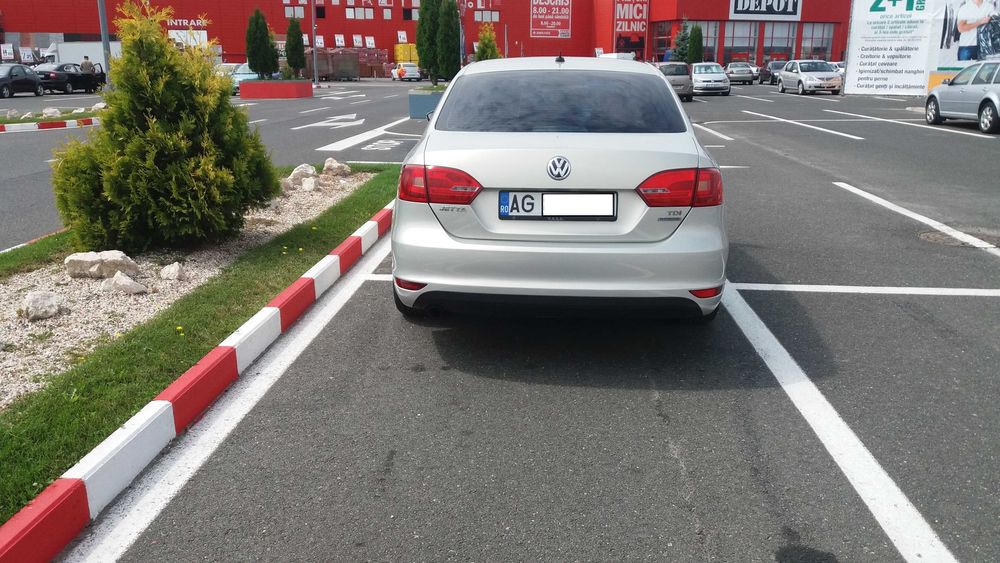 VW Jetta 2012 *1.6tdi *Distributie noua *Acte la zi