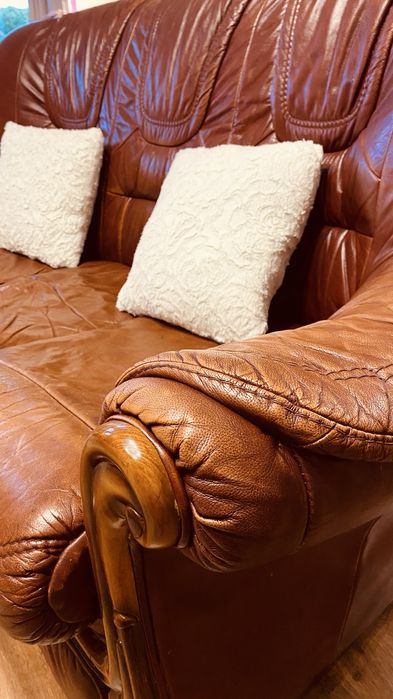 Canapea extensibila din piele