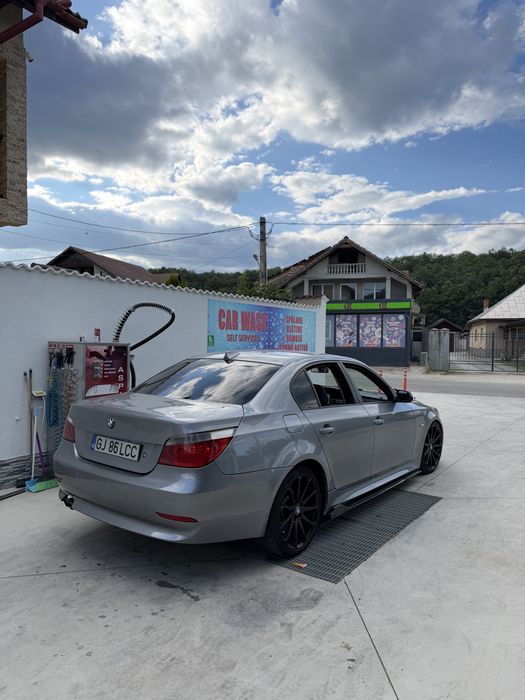 BMW 5 Series 0 — imagine 4