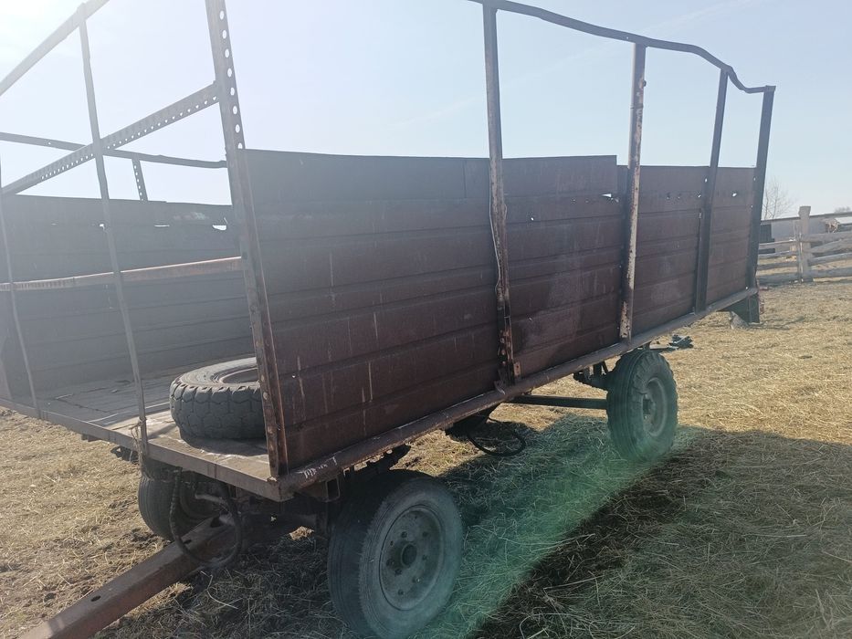 Продам сеновозку ПТС-4