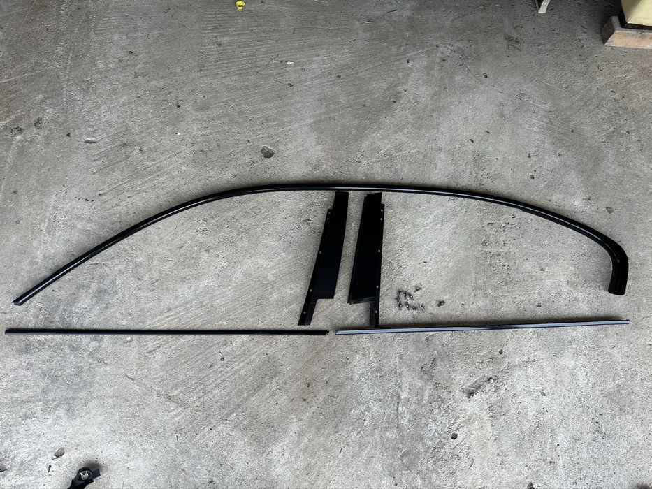 Set ornamente exterioare shadow line negru lucios BMW e90 f10 f30