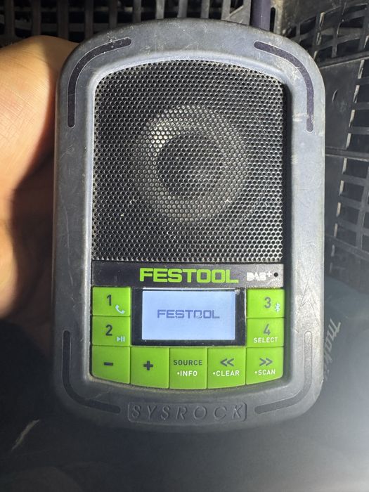 Radio festool BR 10 DAB+ bluetooth cu batetie de 4ah