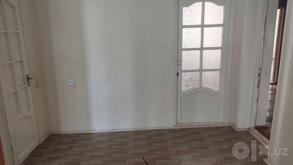 Masıv 1 da Uchaska arendaga oılşa bolla Qızla 500 $  7 sotıxlı uchastk