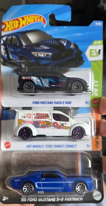 Pachet 3 mașinuțe sigilate Hot Wheels Ford