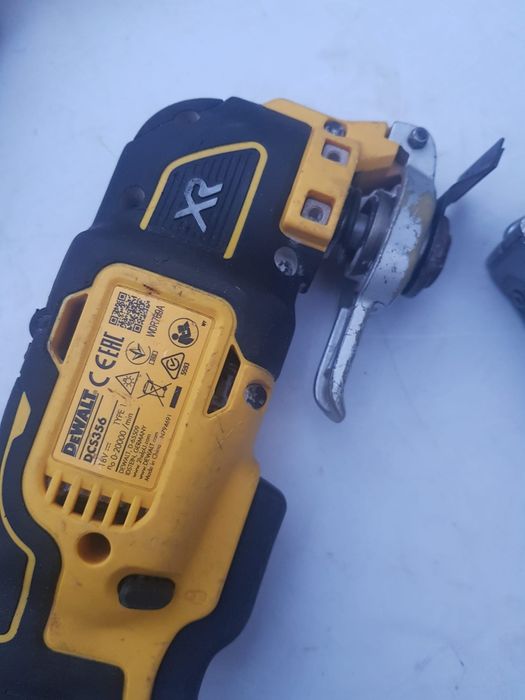 Scule dewalt 18w