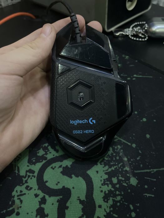 Продаю мышку logitech g502 hero