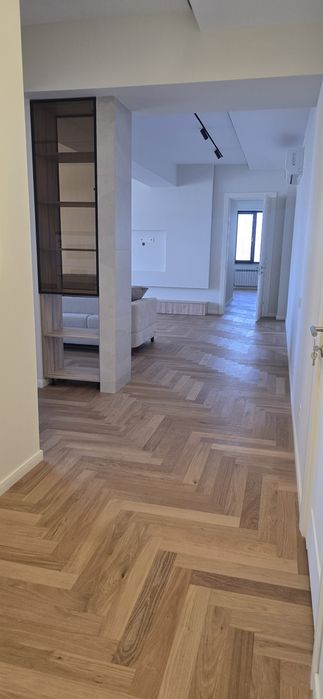 Паркет ,ламинат ,кварцвинил