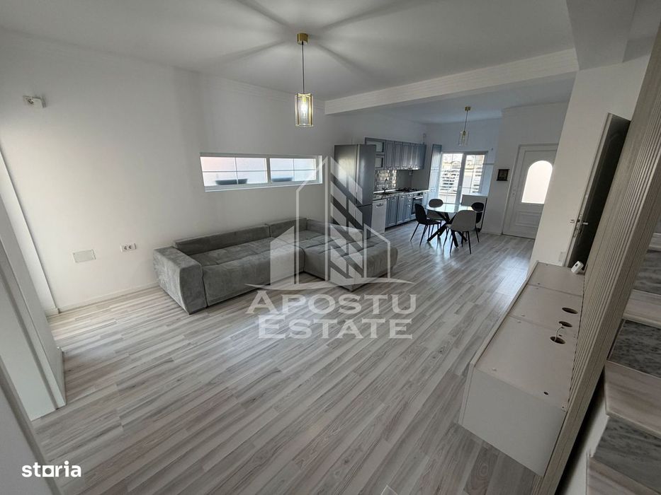 Jumatate de duplex de inchiriat, localitatea Mosnita Noua