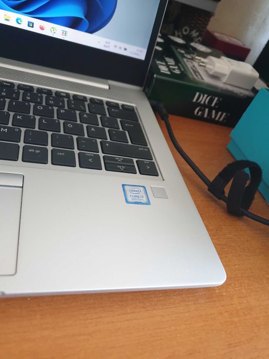 HP EliteBook 830 G5 със i7 8Gen, 32gb ram ddr4, 512gb ssd 380евро