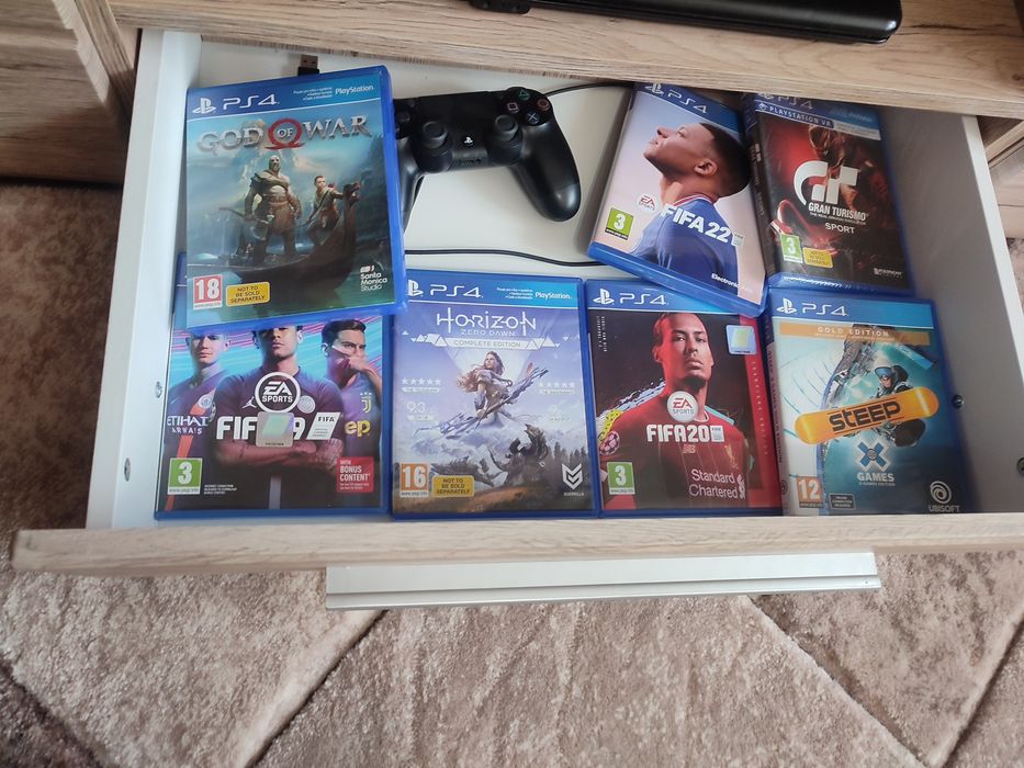 PS4  PRO без забележки