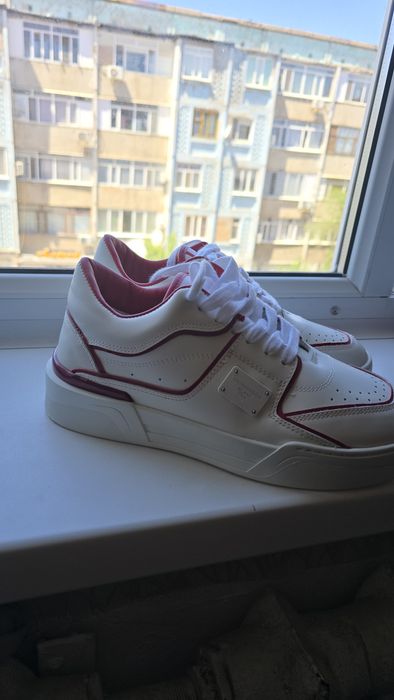 Женские кроссовки 40 размера