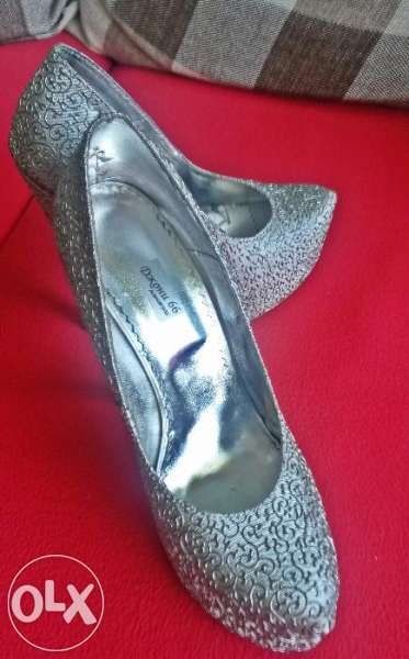 Официални обувки