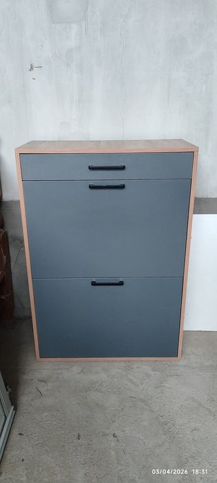 Обувьной. Oyoq kiyim polka. Обувница