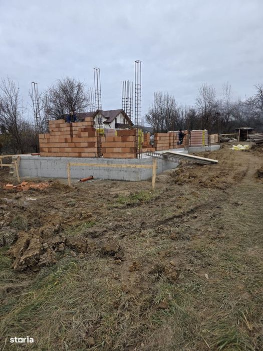 Casa individuala,Salicea,zona centrala,5 camere,teren 1100mp