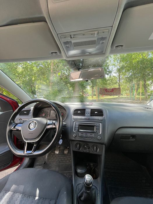 Продам автомобиль Volkswagen Polo