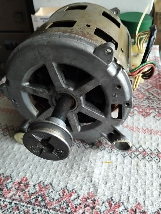 Motor mașină Whirlpool