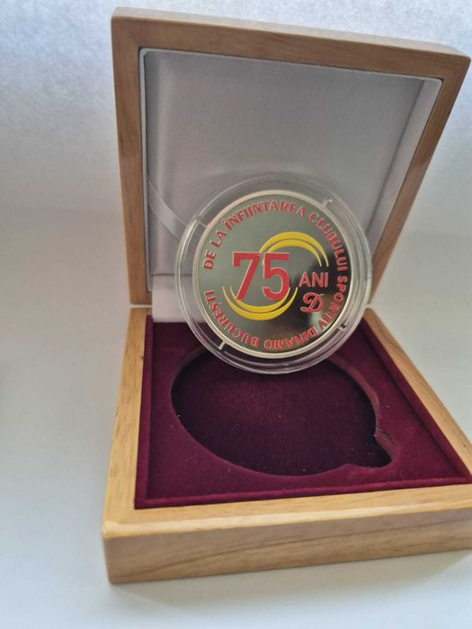 Medalie 75 de ani de la infiintarea C. S. Dinamo  Ar. 999/47 grame.