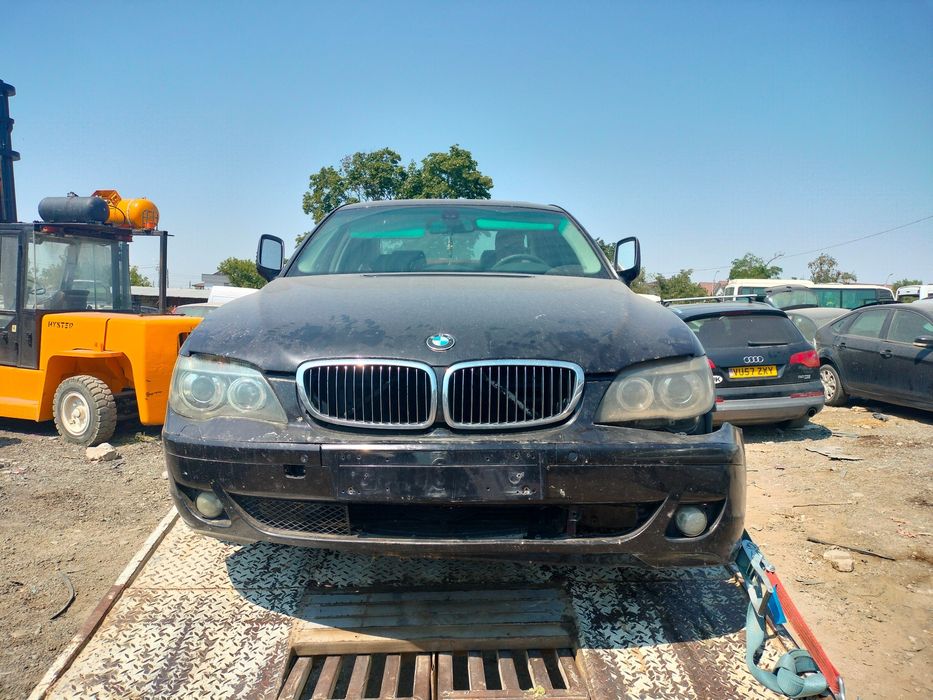 Dezmembrari BMW 7 (E65, E66, E67) (2001-2008) 740 d Motorina