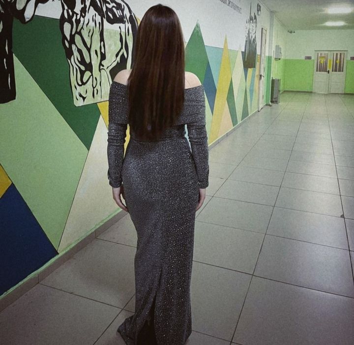 платья облегающие