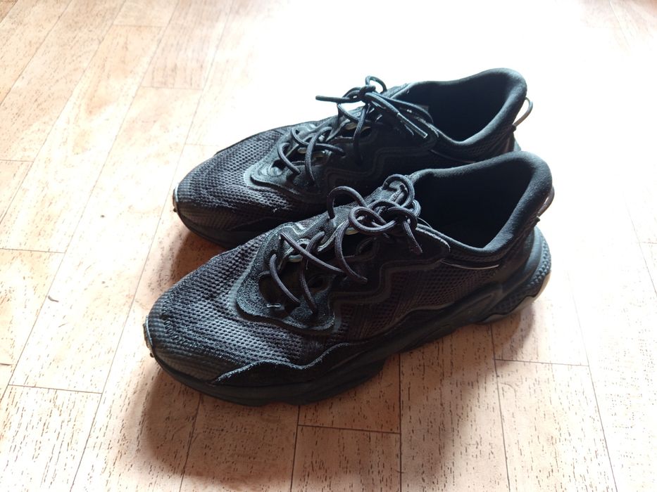Кроссовки Adidas ozweego черные