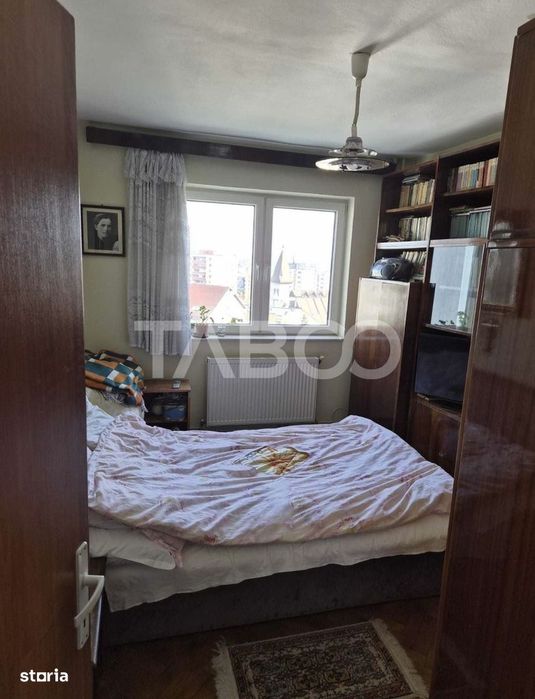 Apartament cu 3 camere decomandate de vanzare in cartierul Manastur