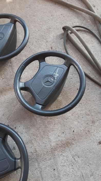 Mercedes 124 руль