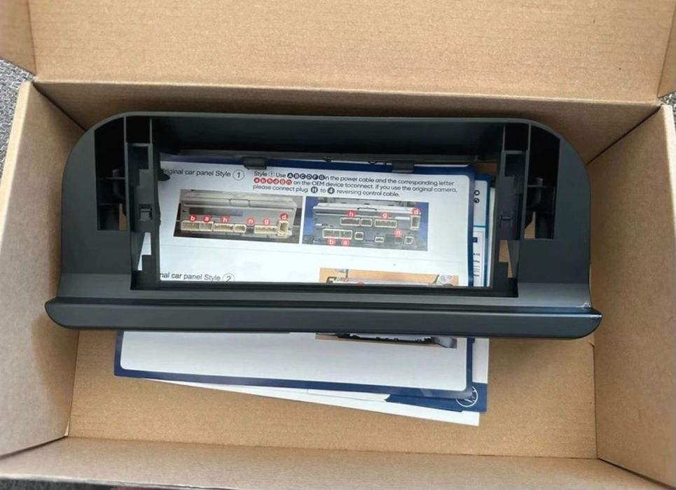 Navigație Carplay/AndroidAuto pentru
Toyota Corolla E210 2019→2023