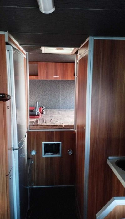 Autorulota Vanzare sau schimb cu. Autoutilitara