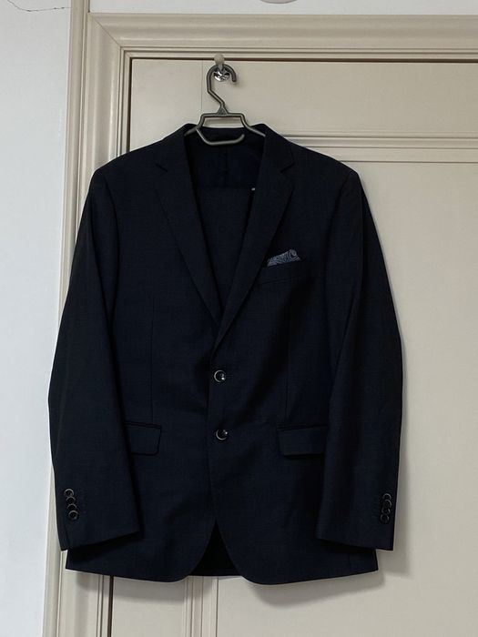 Костюм для молодых