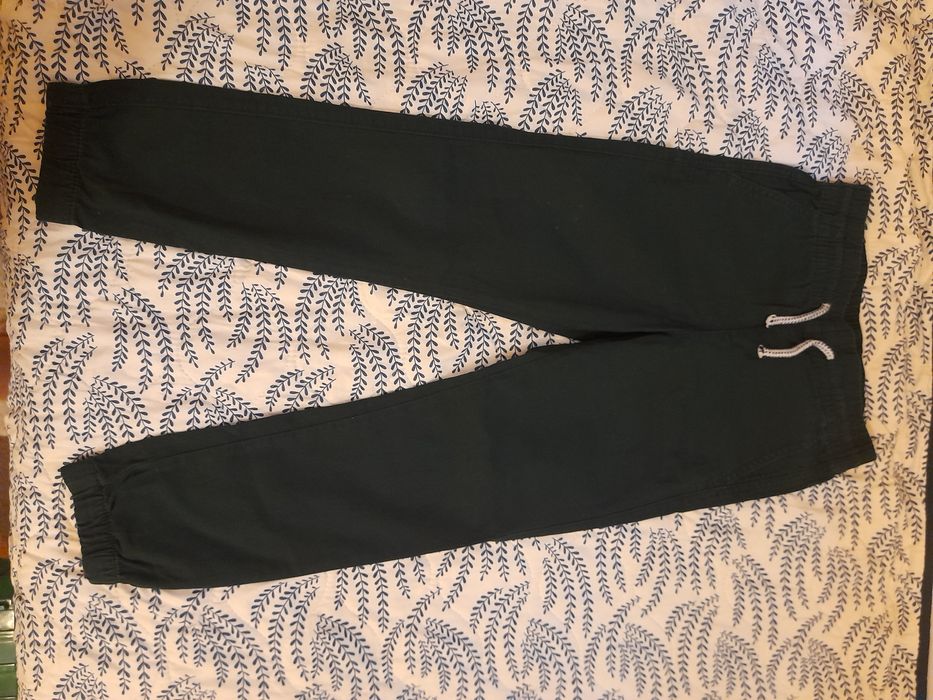 Детски дънки Н&М за момче 134