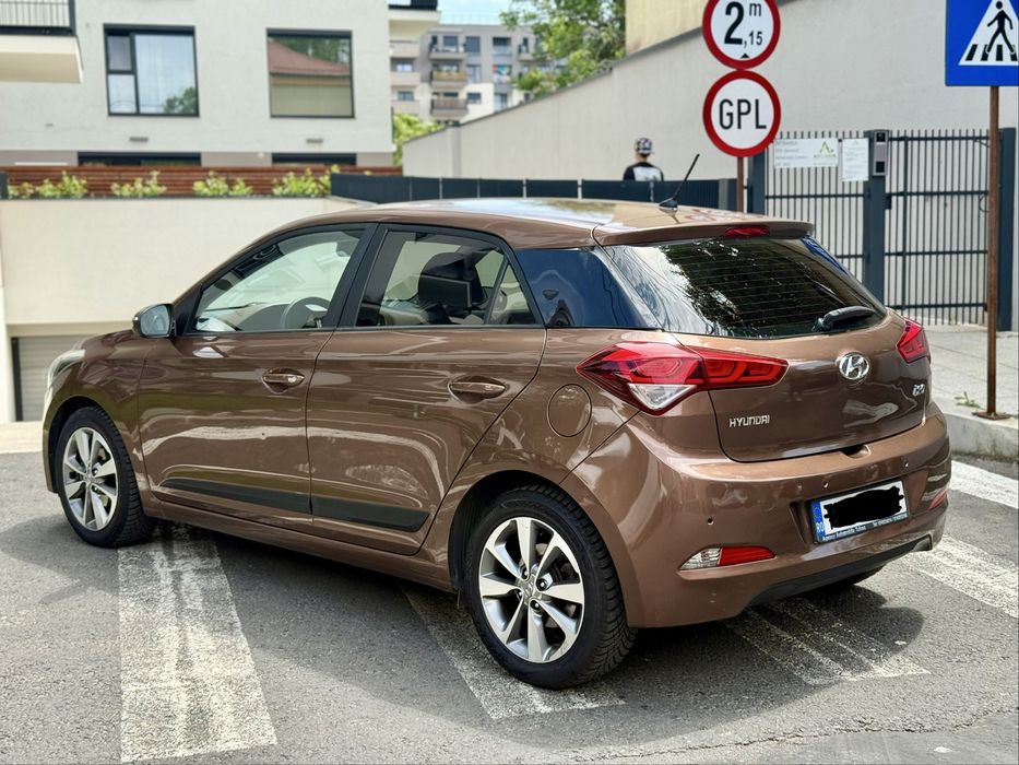Hyundai i20 1.2b 2018 unic propietar 70,000km