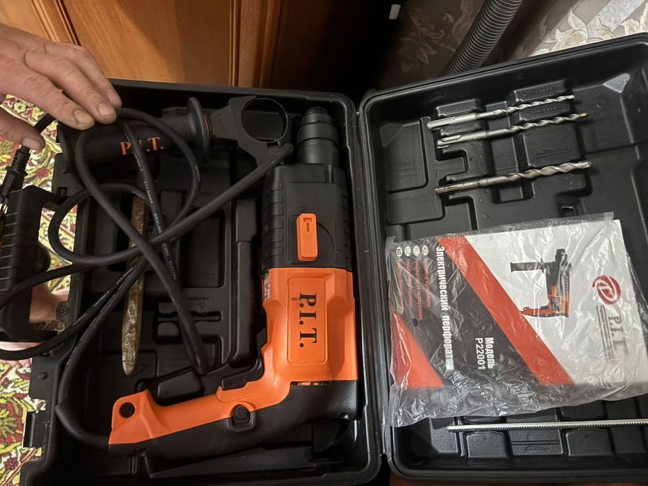 Электрический Перфоратор новый