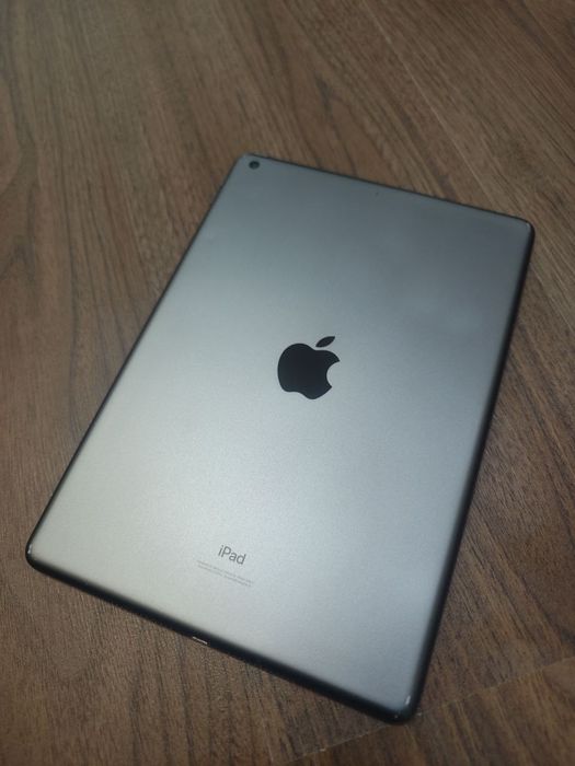 Продам Apple iPad 9 64 gb Wi-Fi