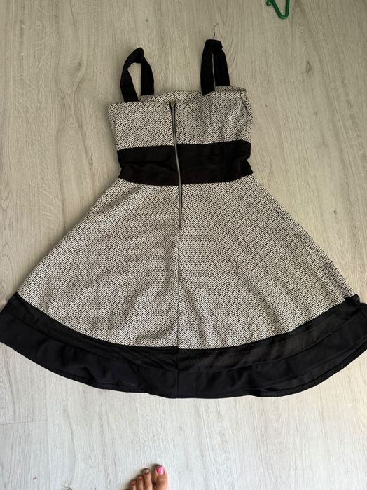 Дамска рокля ,,S” размер