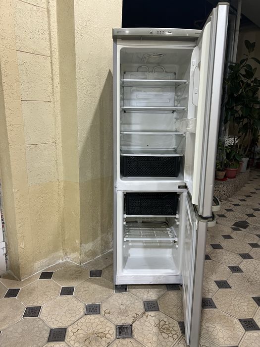 Холодильник SAMSUNG с гарантией
