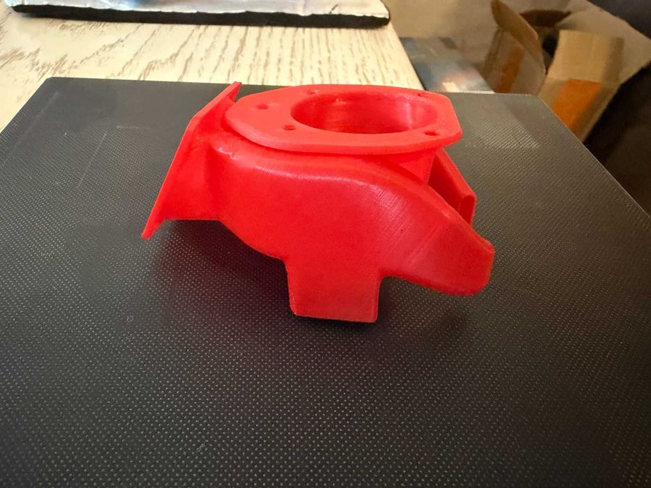 3D принтер Creality Ender 3 V2 с важни подобрения