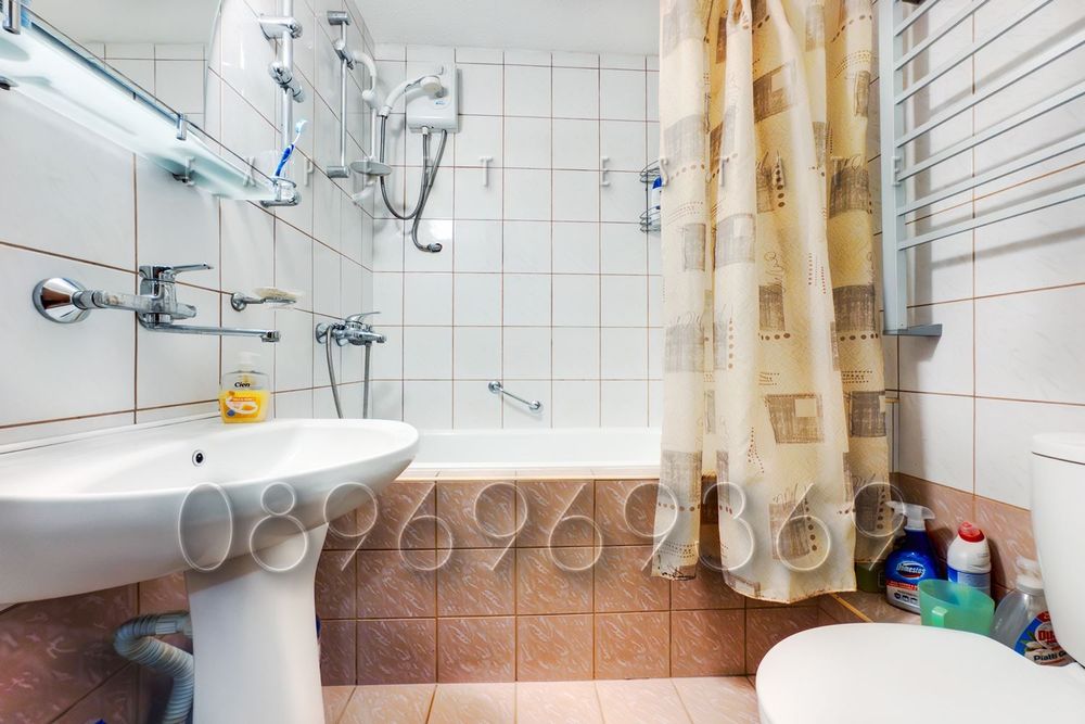 Продава се Двустаен апартамент в Варна, Лятно кино Тракия - 70 кв.м за 1986 €/кв.м - Снимка #7